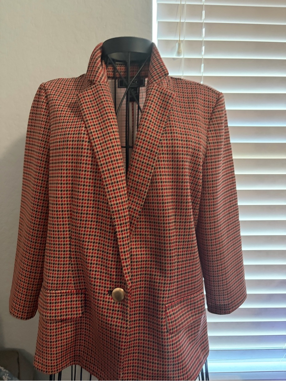 Tailored Red Houndstooth Women’s Blazer Jacket